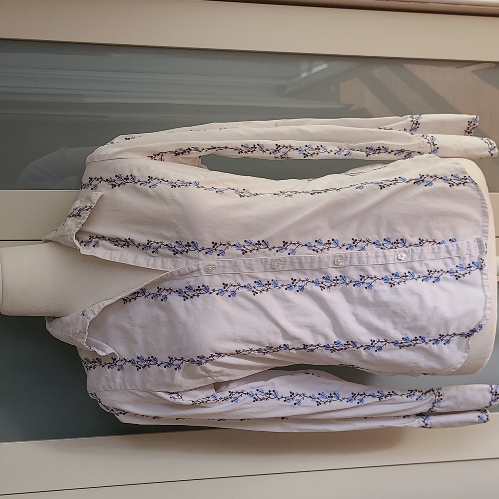 Vintage Floral Vine Embroidered Blouse